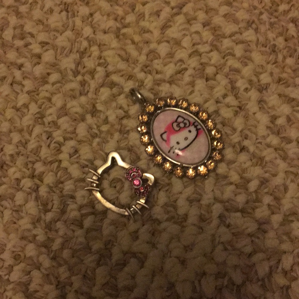Hello kitty Tatiana tarintino necklace